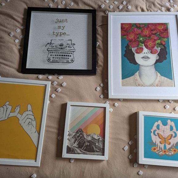 Small decorative picture frame - Picture 2 of 2